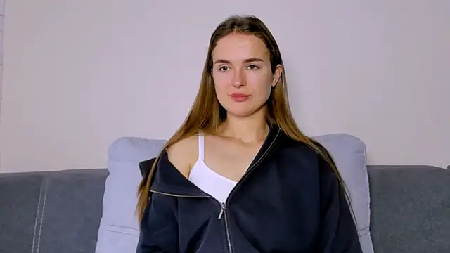 LilMary  online show from December 2, 7:21 am