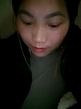 min-xinh online show from February 4, 11:00 pm