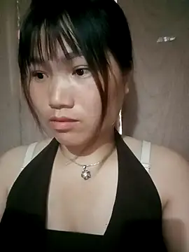 min-xinh online show from April 23, 10:22 am