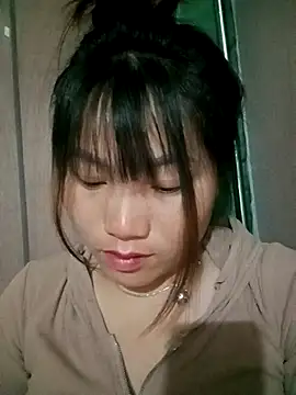 min-xinh online show from May 2, 2:55 pm