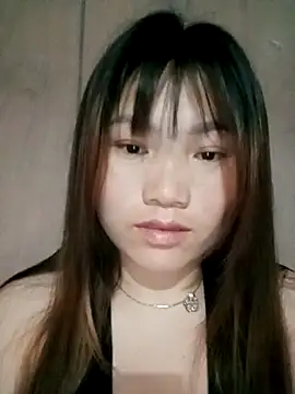 min-xinh online show from March 28, 11:06 pm