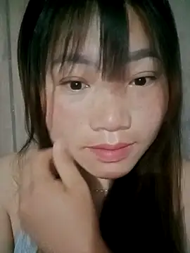 min-xinh online show from April 8, 10:55 pm