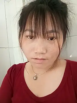 min-xinh online show from April 1, 8:26 am