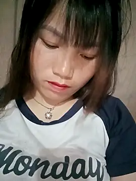 min-xinh online show from May 6, 12:31 pm