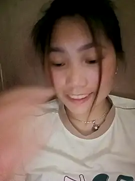 min-xinh online show from February 6, 9:49 am