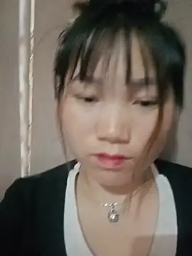 min-xinh online show from May 12, 9:26 am