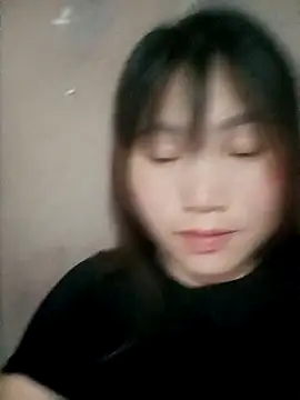 min-xinh online show from April 3, 3:51 pm