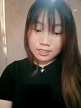 min-xinh online show from April 4, 3:57 am