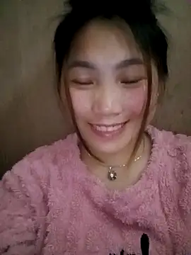 min-xinh online show from February 8, 8:23 am