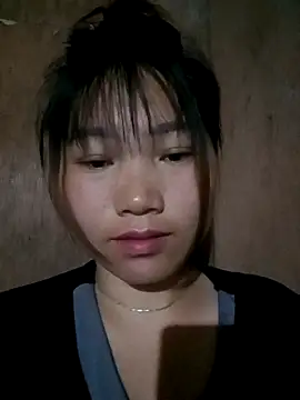 min-xinh online show from May 1, 10:59 pm