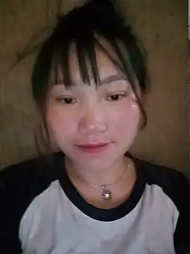 min-xinh online show from May 18, 8:30 am