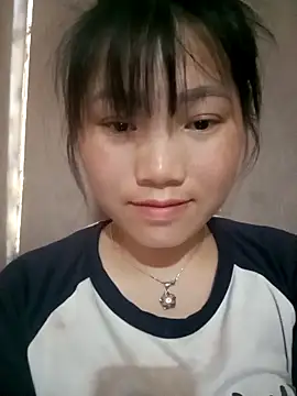min-xinh online show from May 7, 7:34 am