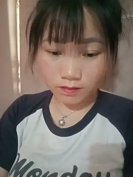 min-xinh online show from May 14, 8:55 am