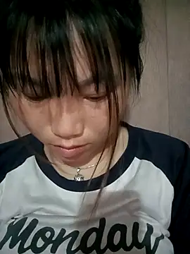 min-xinh online show from April 27, 9:35 pm
