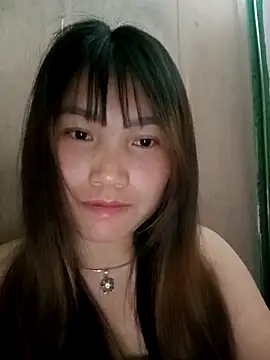 min-xinh online show from March 15, 8:10 am