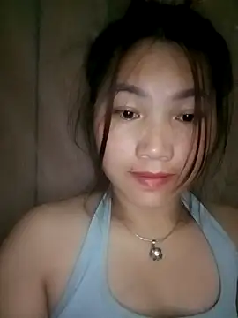 min-xinh online show from October 31, 4:58 pm