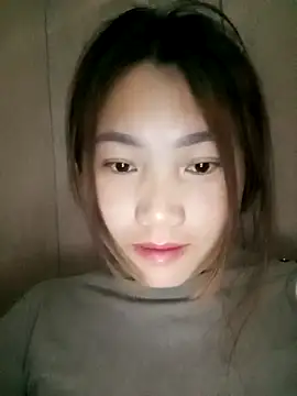 min-xinh online show from December 14, 9:31 pm