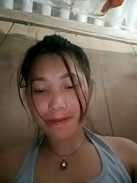 min-xinh online show from October 25, 12:17 pm