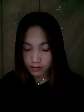 min-xinh online show from December 3, 1:21 pm