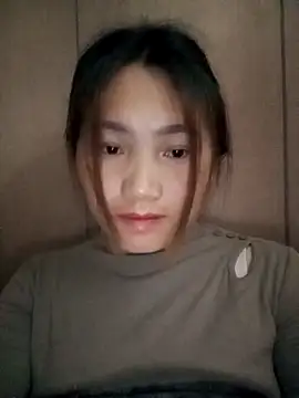 min-xinh online show from December 13, 8:04 pm