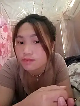 min-xinh online show from November 15, 6:28 am