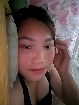 min-xinh online show from November 13, 8:29 am