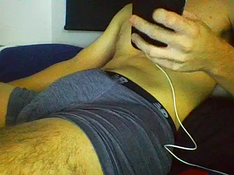 AlbertoRuiz086 online show from October 16, 6:21 am