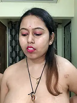 Snapshot of Hot_Misti_69 chatting on July 8, 8:20 pm Hot Misti 69 online show from July 8, 8:20 pm