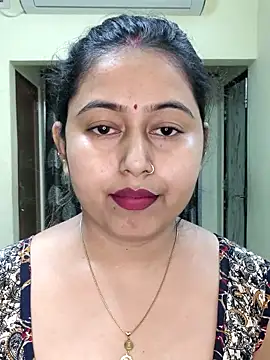 Hot Misti 69 online show from May 9, 6:00 pm