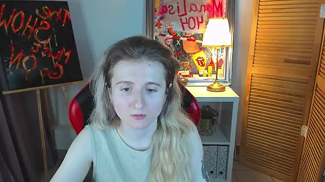 CamillaDreamer online show from April 6, 4:30 pm