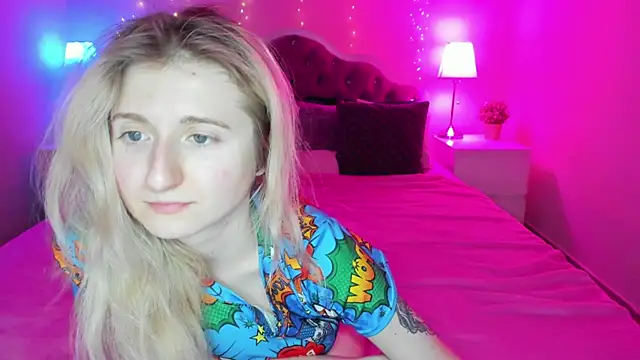 CamillaDreamer online show from January 18, 5:05 pm