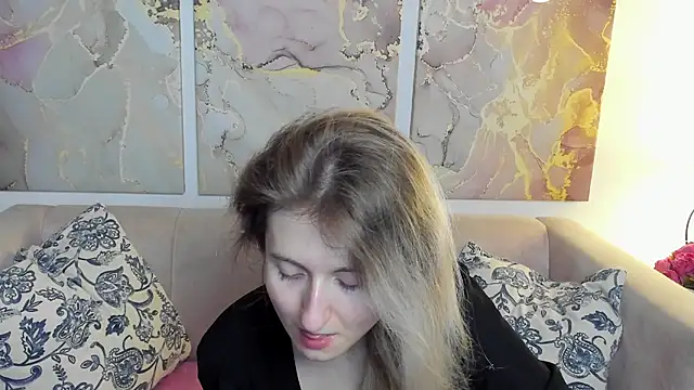 CamillaDreamer online show from May 29, 11:38 am