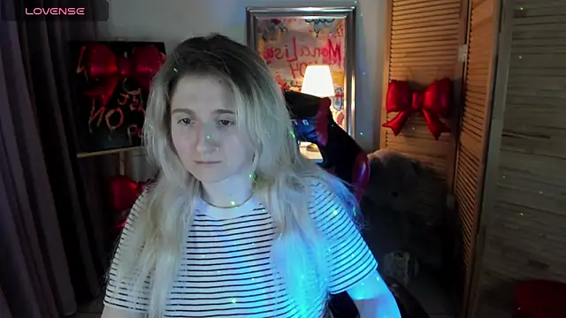 CamillaDreamer online show from March 8, 6:22 pm