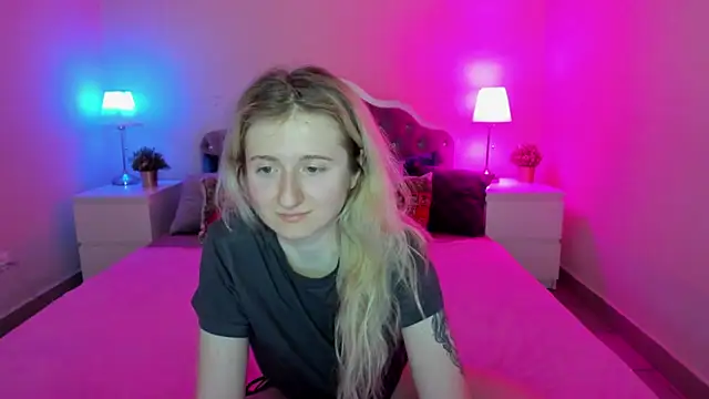 CamillaDreamer online show from January 15, 4:43 pm