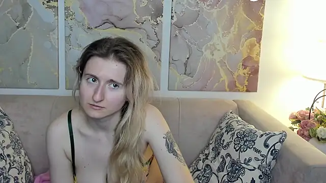 CamillaDreamer online show from May 22, 12:19 am