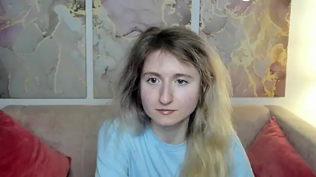 CamillaDreamer online show from May 11, 4:04 pm