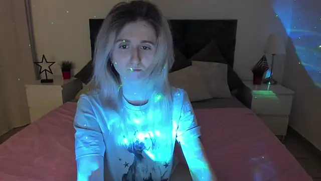 CamillaDreamer online show from March 6, 4:46 pm