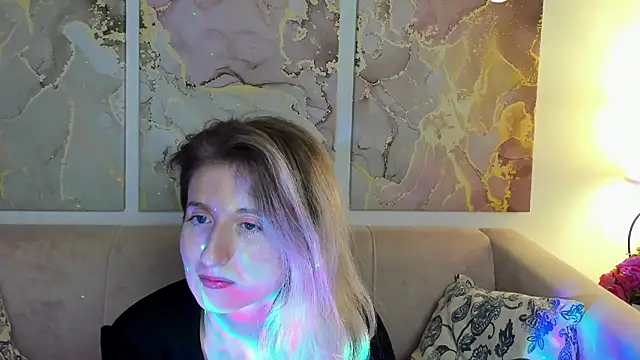 CamillaDreamer online show from May 29, 11:44 pm