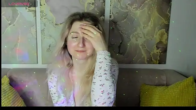 CamillaDreamer online show from March 16, 7:16 pm