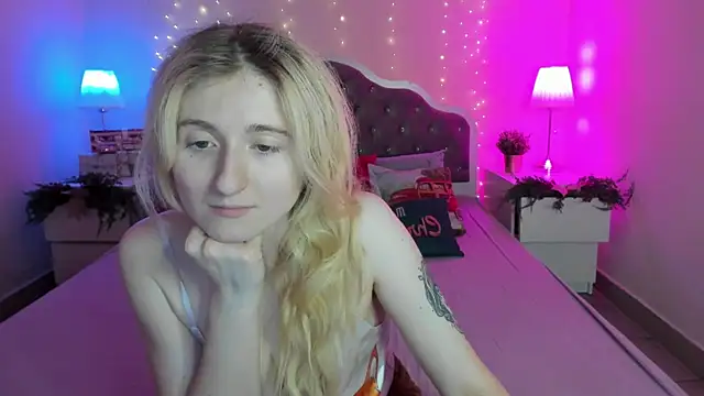 CamillaDreamer online show from December 15, 6:14 pm