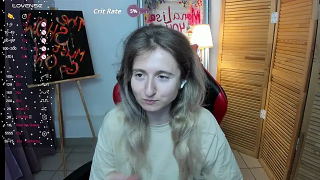 Snapshot of CamillaDreamer chatting on July 4, 8:24 pm CamillaDreamer online show from July 4, 8:24 pm