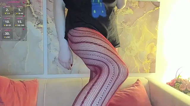 CamillaDreamer online show from April 13, 1:09 am