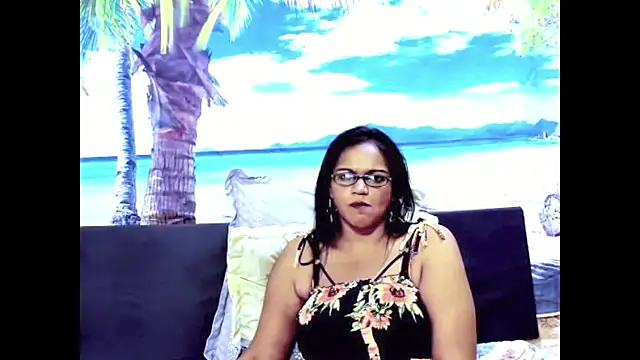 indianswtbella online show from February 12, 5:34 pm