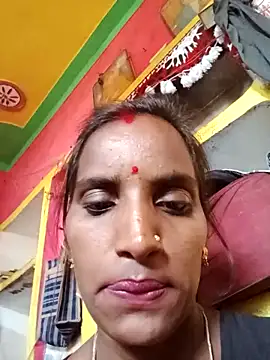 Snapshot of Munni_ji chatting on October 1, 6:40 am Munni ji online show from October 1, 6:40 am
