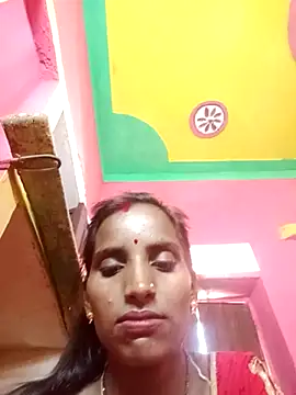 Snapshot of Munni_ji chatting on October 9, 7:53 am Munni ji online show from October 9, 7:53 am