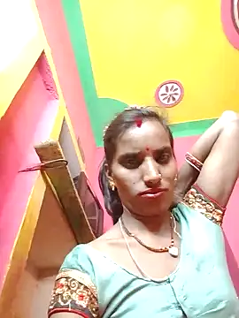 Snapshot of Munni_ji chatting on October 19, 5:48 pm Munni ji online show from October 19, 5:48 pm