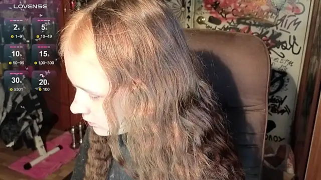 Liaaa Li online show from October 28, 4:28 pm