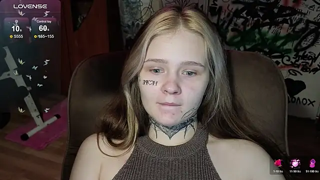 Liaaa Li online show from November 8, 6:00 pm