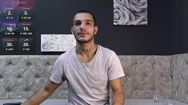 JacksonBee online show from October 7, 5:03 pm