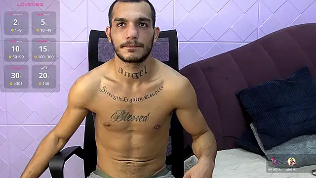 JacksonBee online show from October 15, 4:48 pm